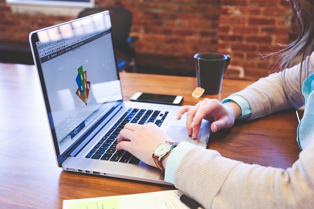 Comment rédiger une lettre de motivation convaincante pour un poste de chargé de recrutement ?